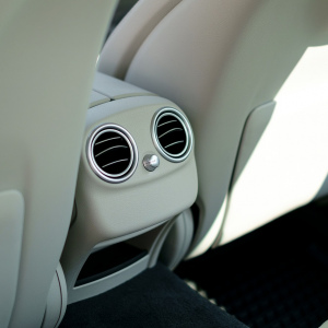 ESTÉTICA INTERIOR: Lavado de interiores (autos grandes)