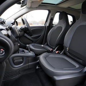 ESTÉTICA INTERIOR: Lavado de interiores (autos chicos y medianos)
