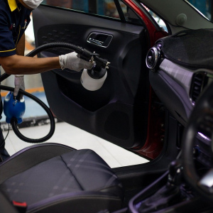 ESTÉTICA INTERIOR: Lavado de interiores (autos chicos y medianos)